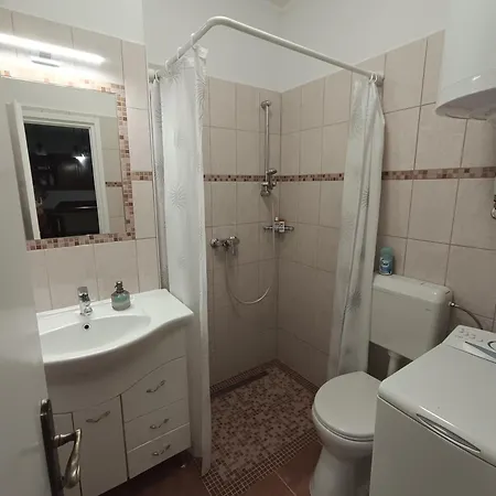 Апартаменты Londira *